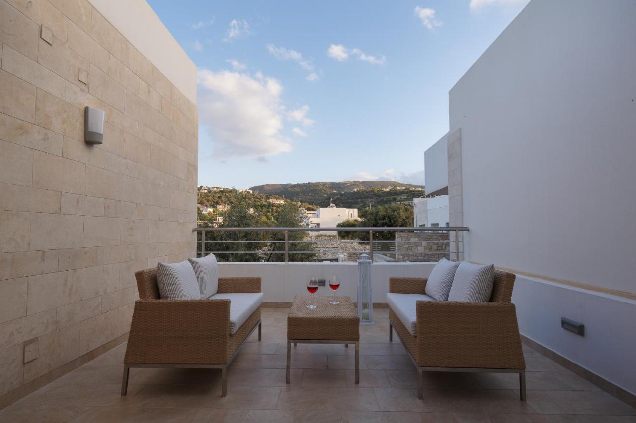 Eco Villa, A Perfect Escape Close To The Beach, By Thinkvilla Maroulas Экстерьер фото