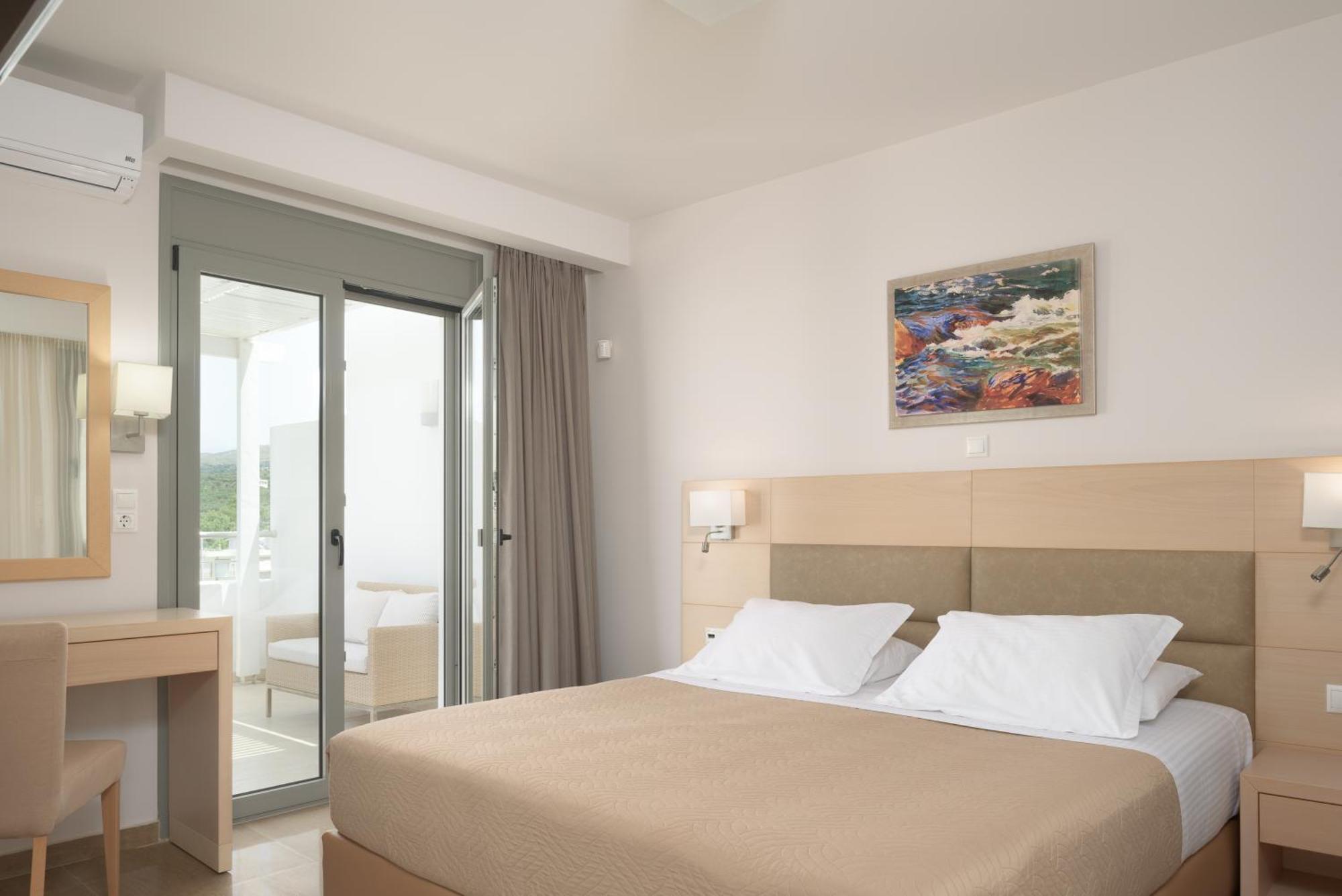 Eco Villa, A Perfect Escape Close To The Beach, By Thinkvilla Maroulas Экстерьер фото