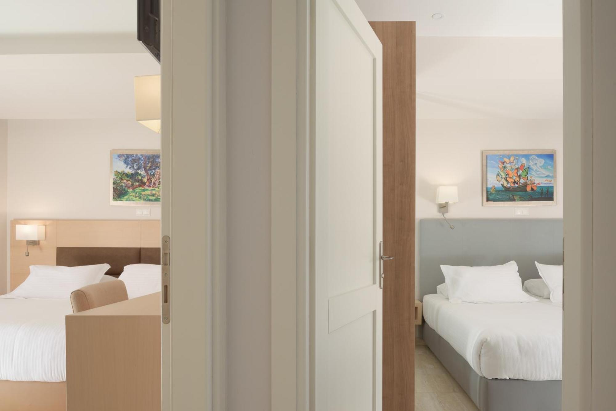 Eco Villa, A Perfect Escape Close To The Beach, By Thinkvilla Maroulas Экстерьер фото